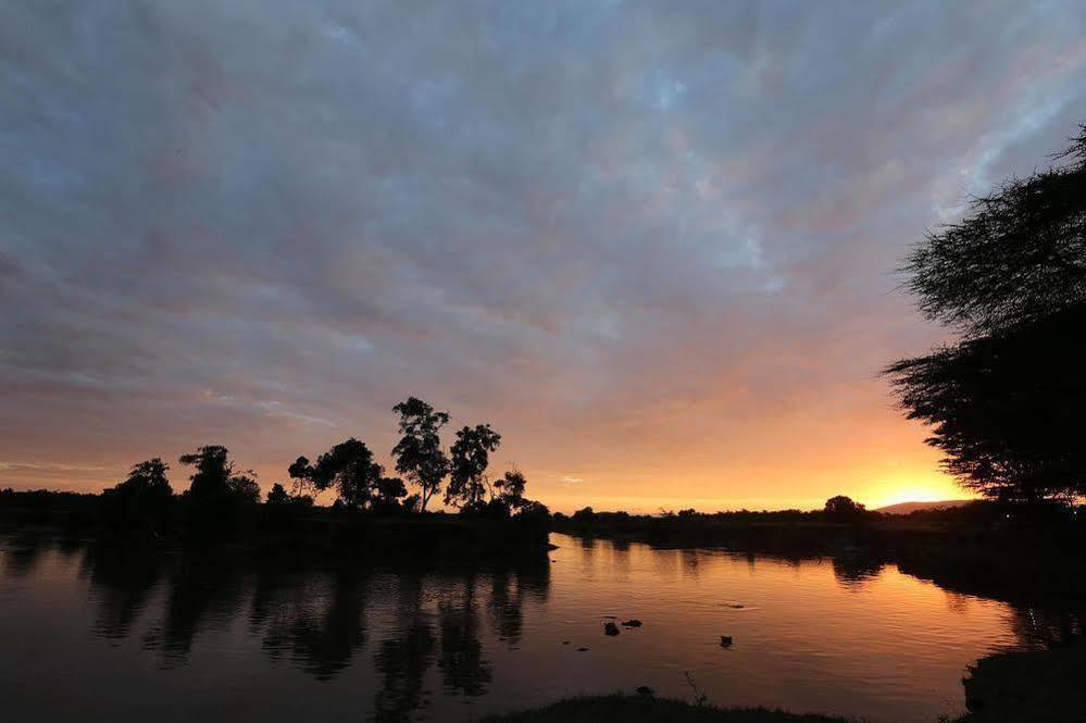 Mara River Lodge Aitong Exterior photo